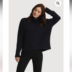 FINAL💲🔻- Kit & Ace Merino Turtleneck Sweater Black Large